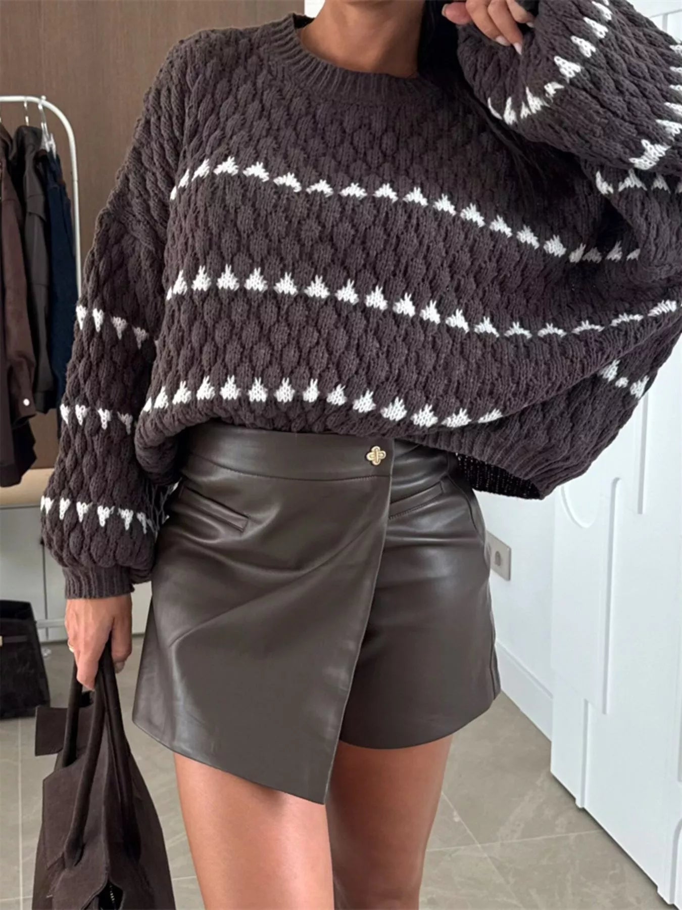 Chunky Knit Striped Sweater with Balloon Sleeves – Cozy Chic Style